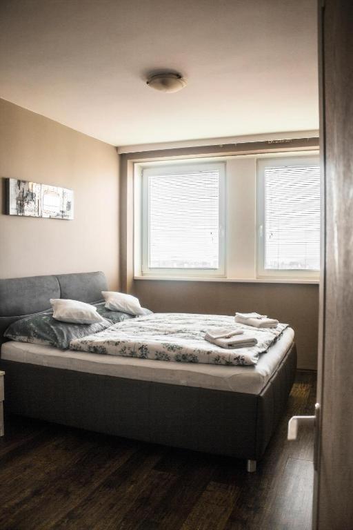 Panorama View Apartment Veszprém Buitenkant foto